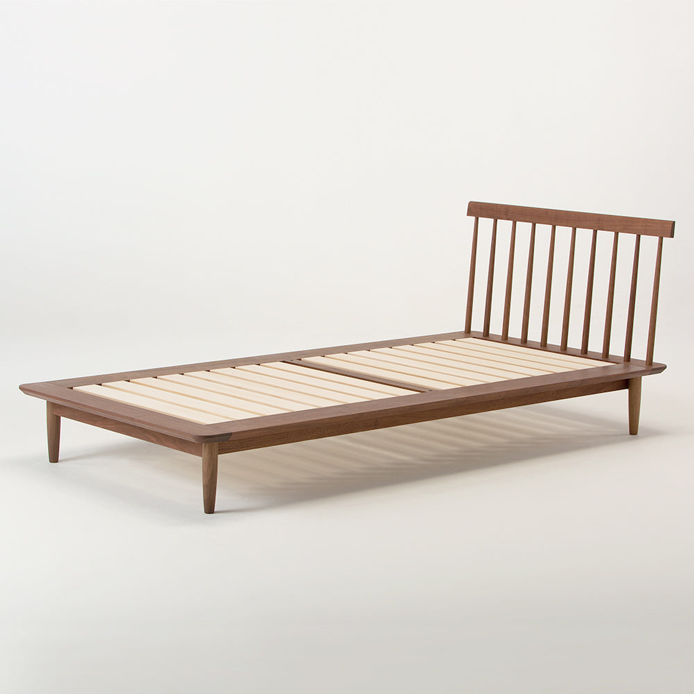 【美品】ベッドフレーム　スポークベッド　シングル　コサイン　cosine スポークベッド(シングル) – cosine-online