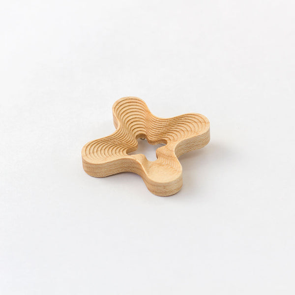 STEPS ブローチ HANA