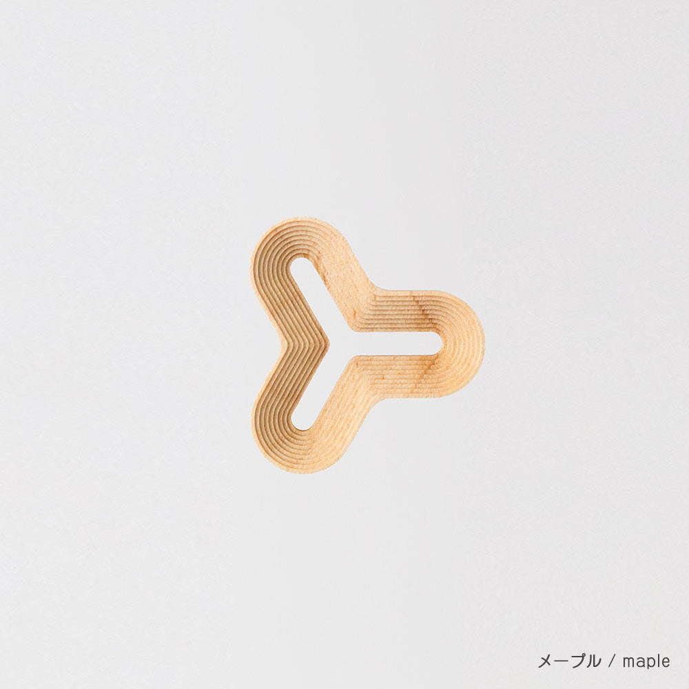 STEPS ブローチ SAN