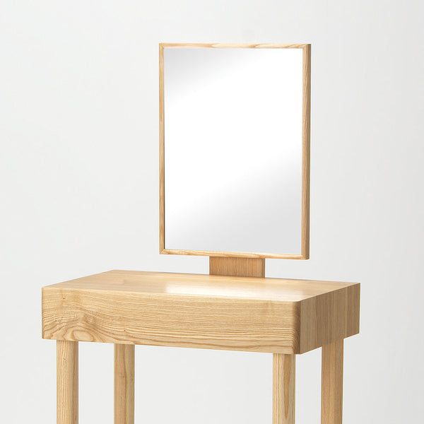 ドロワーデスク